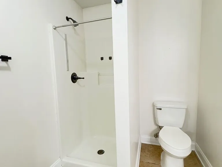 111 Trevor Ct — Photo 8