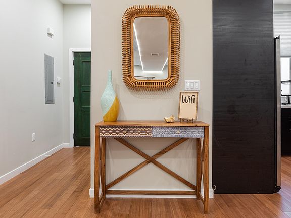 5th image of 2213 Amber St #2213