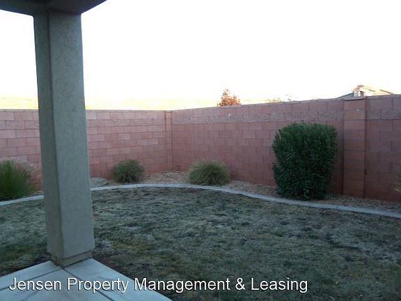4th image of 953 N Slow Creek Ln