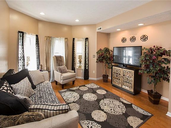 2nd image of 11020 Detroit Ave #Nw1