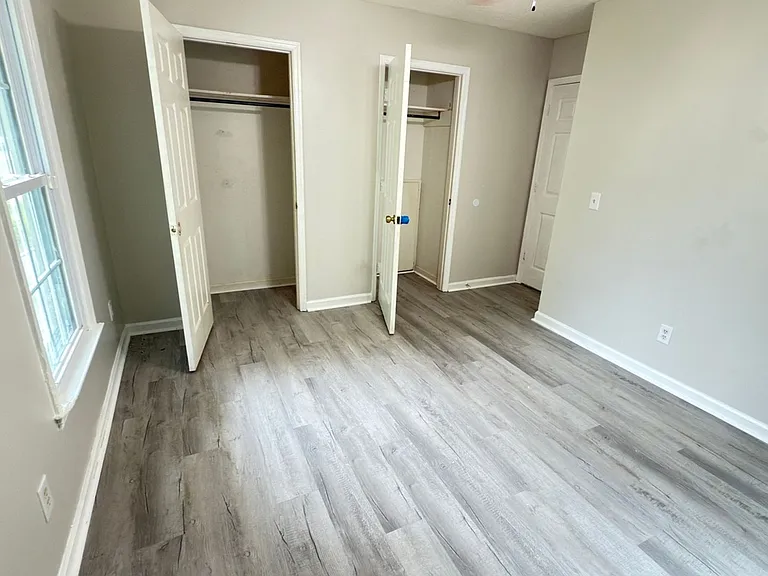 210 Cuddles Ct — Photo 8