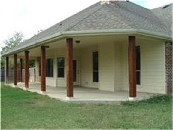 2nd image of 966 Main St