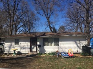 1607 Lowry Dr, Rantoul, IL 61866