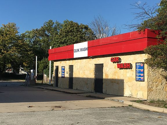 3rd image of 15229 Cicero Ave