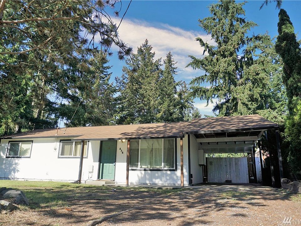 Great opportunity to own this starter/investment home...