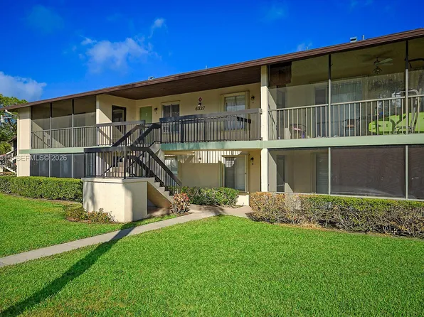 6327 Chasewood Dr APT E, Jupiter, FL 33458