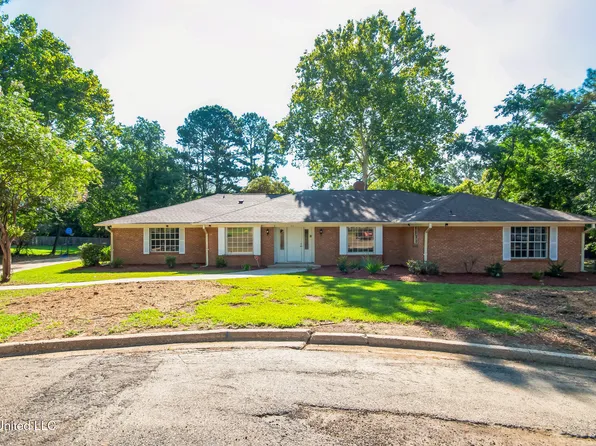 102 Friars Cv, Clinton, MS 39056