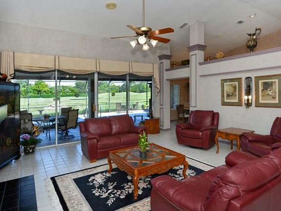 3rd image of 4441 Highland Oaks Cir