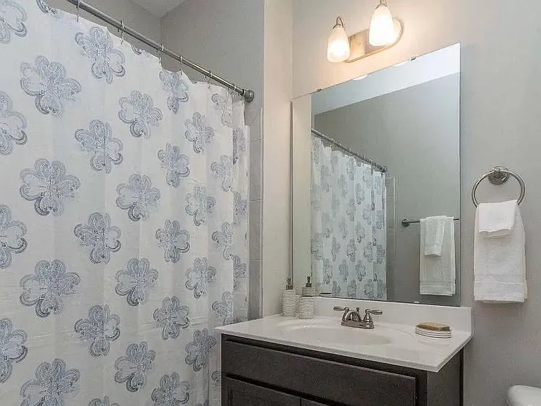 517 Gathering Park Cir — Photo 32