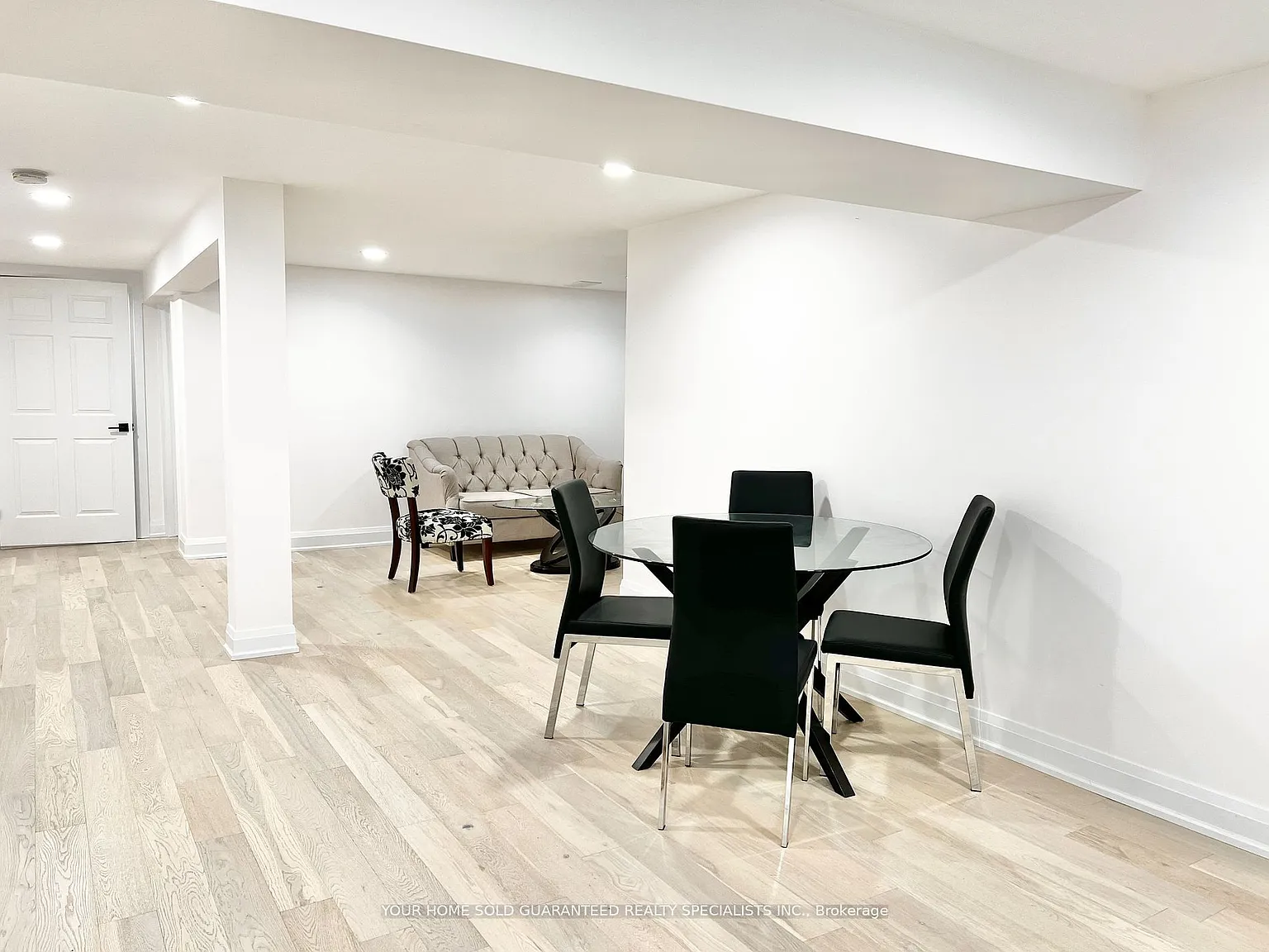 1 bed, $1,000 — Photo 3
