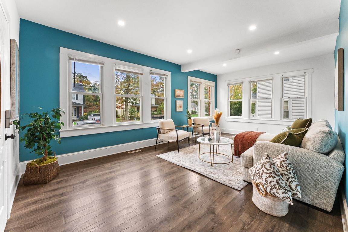 next background image