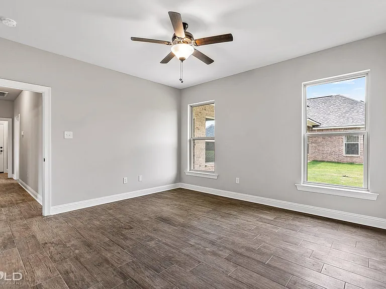 114 Saint Edmunds Way — Photo 12