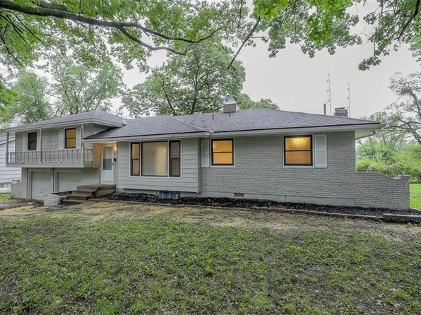 6901 E 102nd St, Kansas City, MO 64134