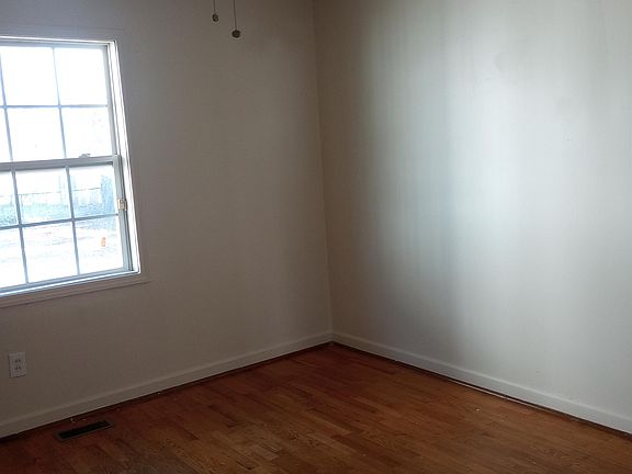 4th image of 432 Virginia Ave #C