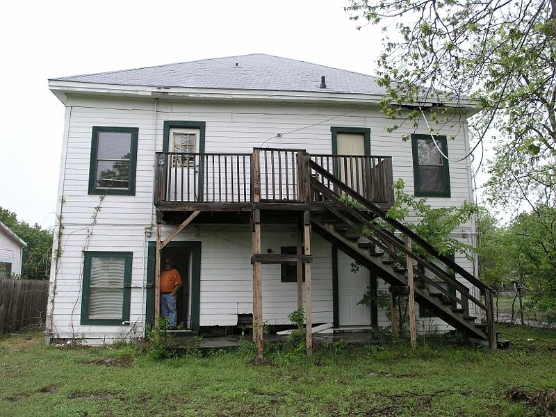 2nd image of 514 W Hull #4