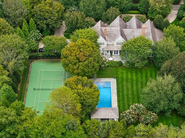 37 Cross Hwy, East Hampton, NY 11937