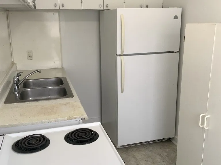1006 Broadway St — Photo 73