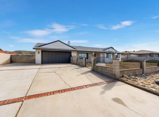 15814 Sweetaire Ave, Lancaster, CA 93535