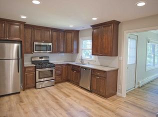 345 Dartmouth St, Wyckoff, NJ 07481