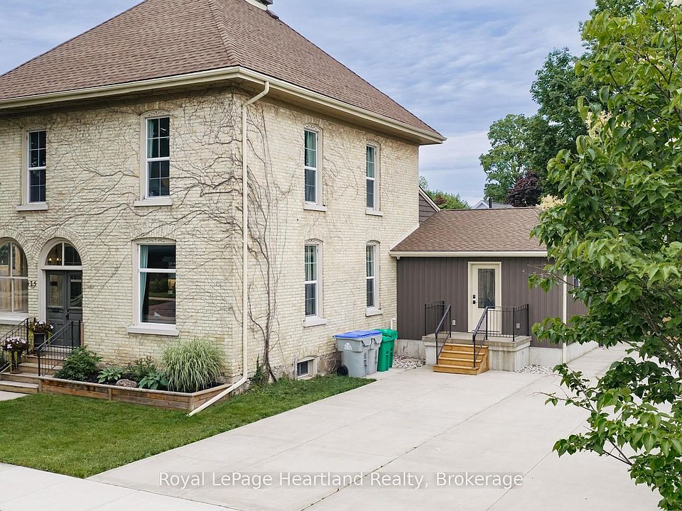 1st image of 175 Saint David St