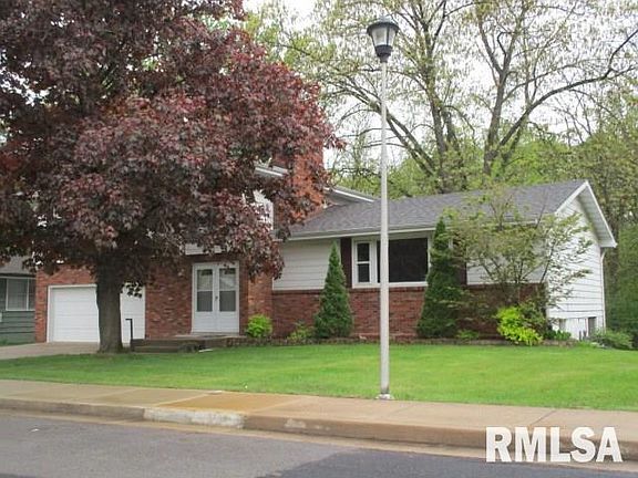 3rd image of 2621 N Kingston Dr