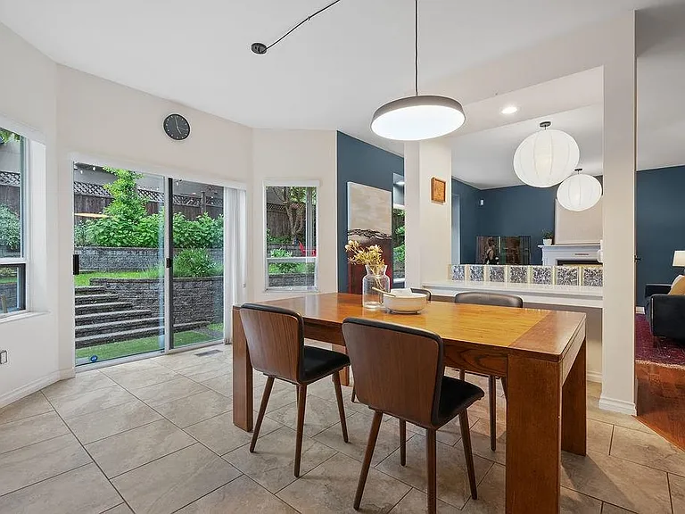 116 Parkside Dr — Photo 37