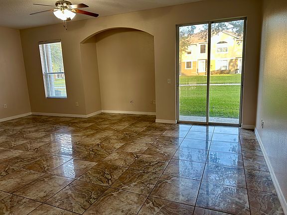 3rd image of 1335 Broken Oak Dr