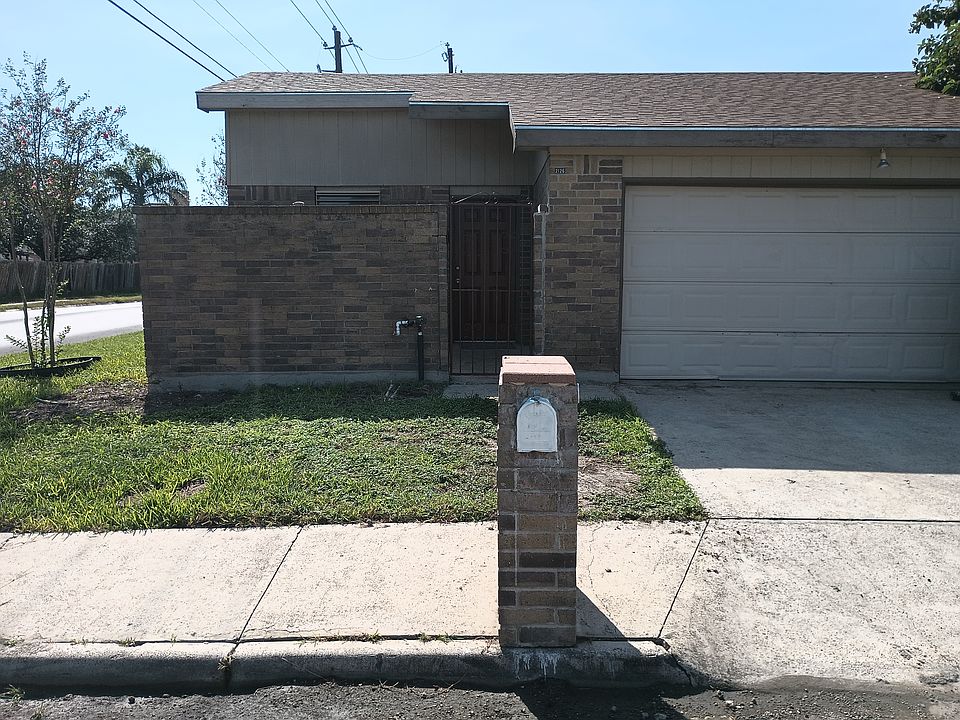 great corner location, Haine dr. & Pheasant
