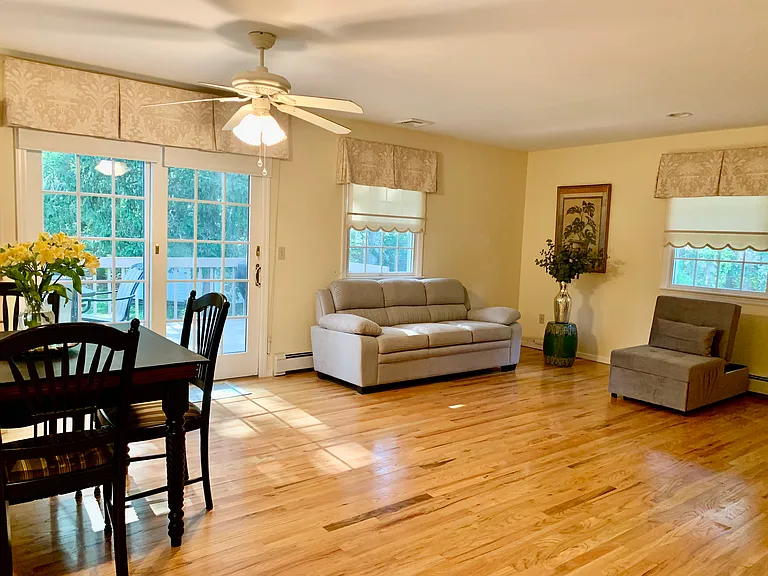 86 Krispin Ln #B — Photo 9