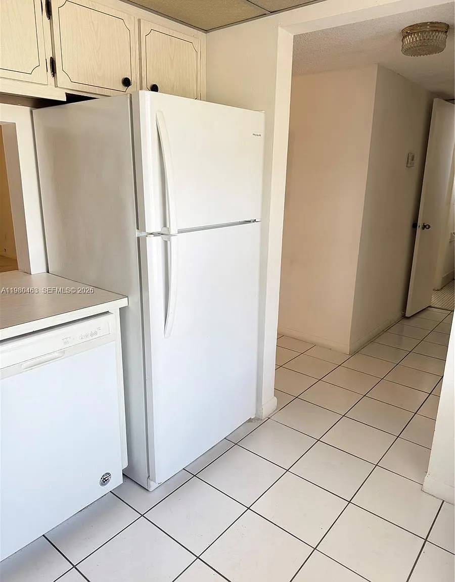 Bermuda Club Four Condo — Photo 3