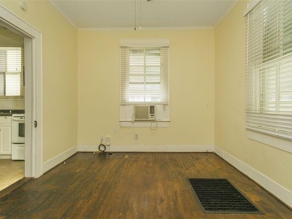 5th image of 1615 37th St