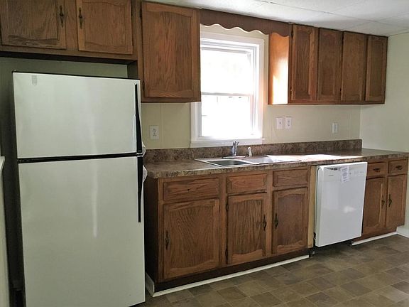 5th image of 1602 McCroskey Ave