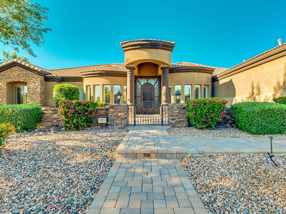 1st image of 2656 E Canyon Pl