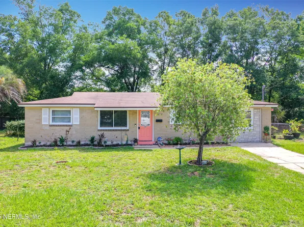 2829 GOLDENROD Circle E, Jacksonville, FL 32246