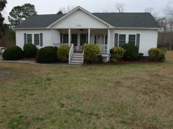 7766 Morgan Creek Rd SE, Leland, NC 28451