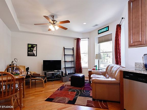5th image of 3045 W Fullerton Ave #2337-R1
