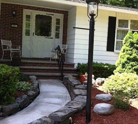 3rd image of 221 Emann Dr