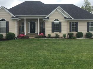 1102 Hickory Switch Rd, La Grange, KY 40031