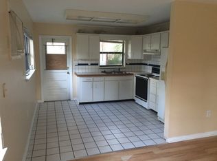 118 Cedar Ave, Cocoa Beach, FL 32931