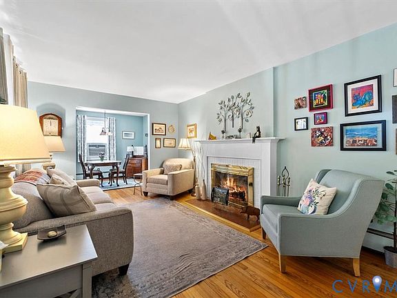 2nd image of 3918 Hickory Rd