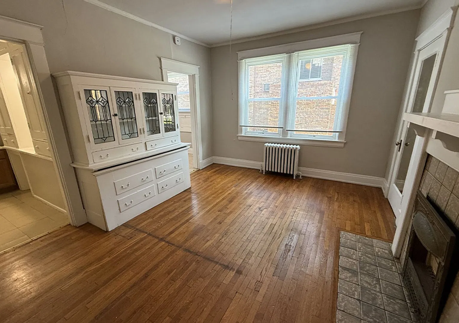 Clifton 3027 — Photo 1