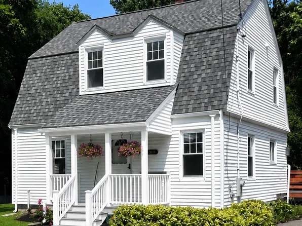24 Monroe St, Hanson, MA 02341