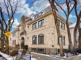 1324 W Webster Ave, Chicago, IL 60614