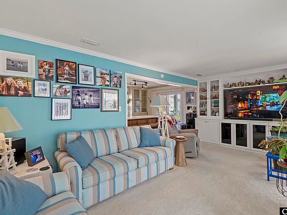 3rd image of 220 Broadbay Dr #70
