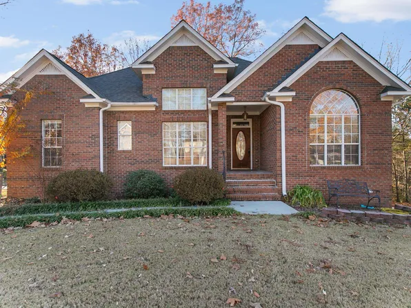 200 Grande Club Cir, Maylene, AL 35114