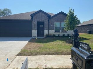 2705 S Stone Creek Dr, Claremore, OK 74017