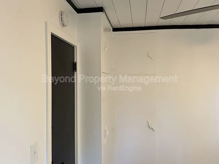 28805 Spruce Rd #1 — Photo 6