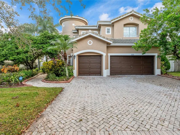 1942 NW 167th Ave, Pembroke Pines, FL 33028