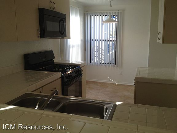 5th image of 1550 Amherst Ave APT 300