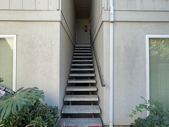 2nd image of 715 N Church St #8